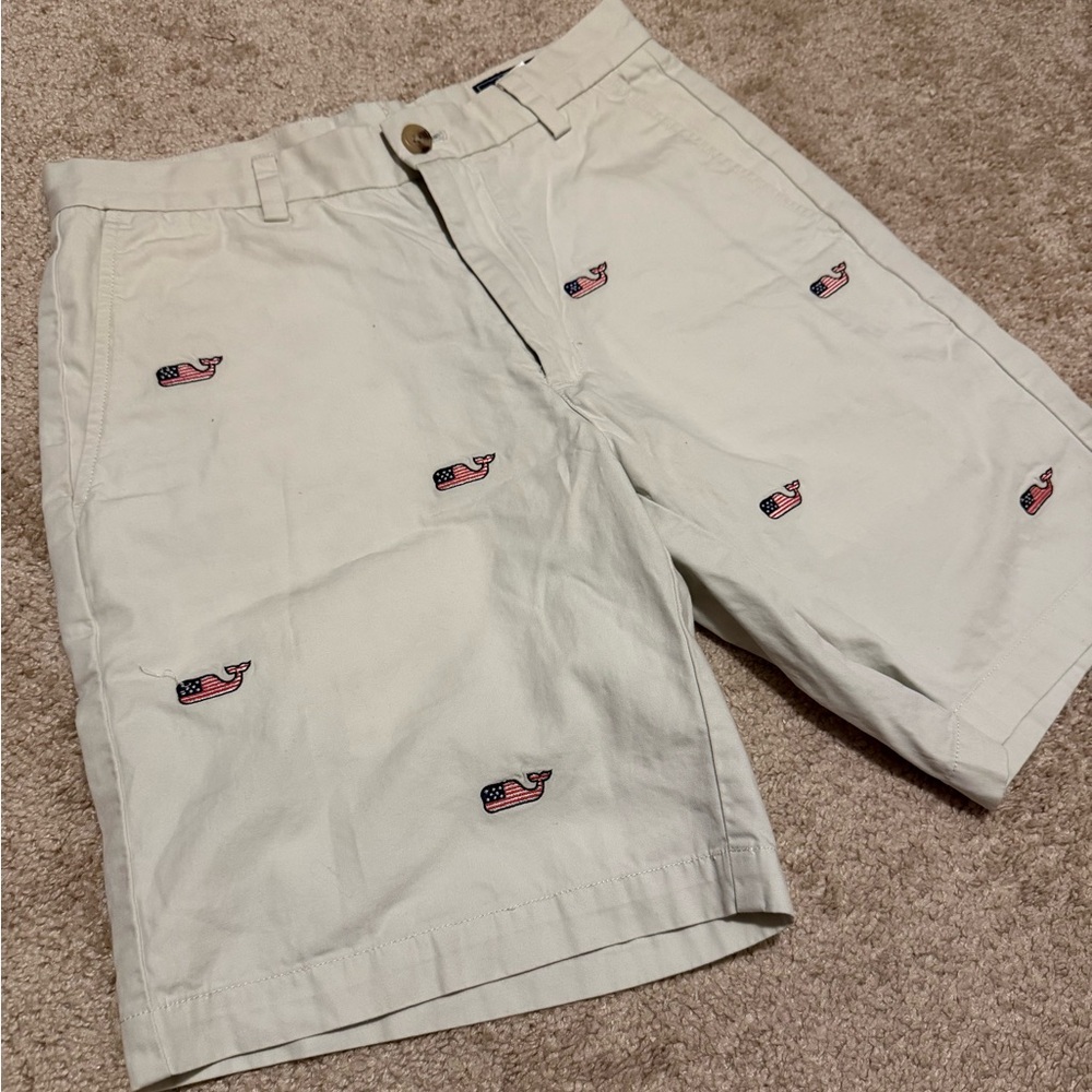 Vineyard Vines White Shorts with Whale Print - Picture 2 of 5